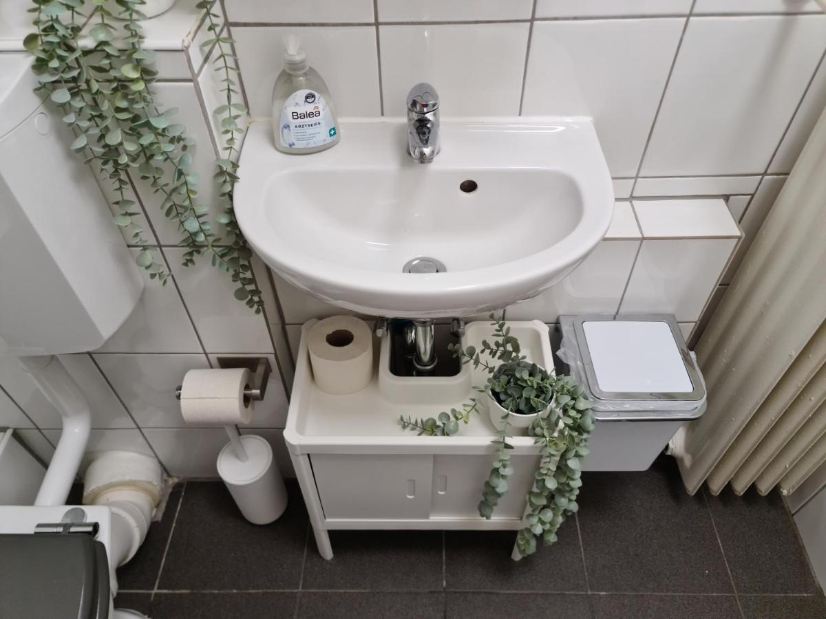Schoene Ferienwohnung Im Zentrum Mit Self Check-In Und Free Wifi Essen Zewnętrze zdjęcie